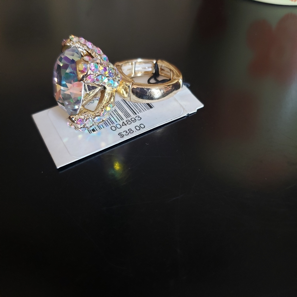 NWT Golden Rainbow Rhinestone Ring - Picture 6 of 7